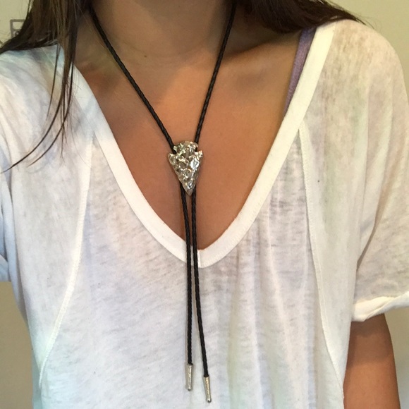 Free People Jewelry - $12 tonight only!Adjustable necklace with hardware